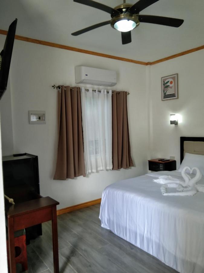 Tequila Cove Bed & Breakfast Panglao Exterior photo